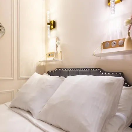 Magnifique Deux Montmartre Avec Clim Et Cinema *